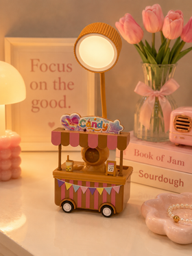 Candy teddy table lamp with pen holder