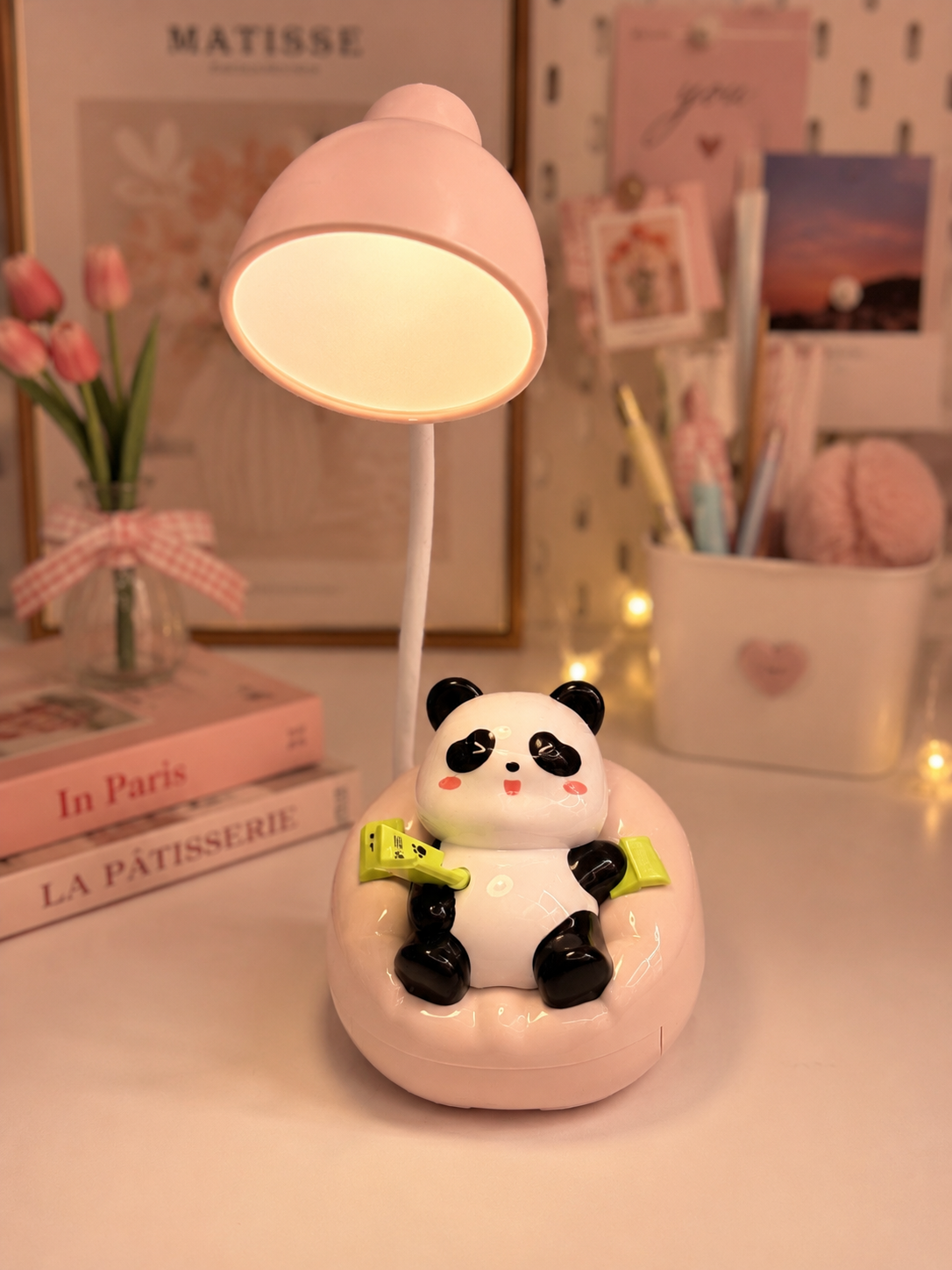 Cozy panda table lamp