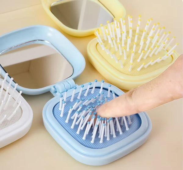 Sanrio hair brush