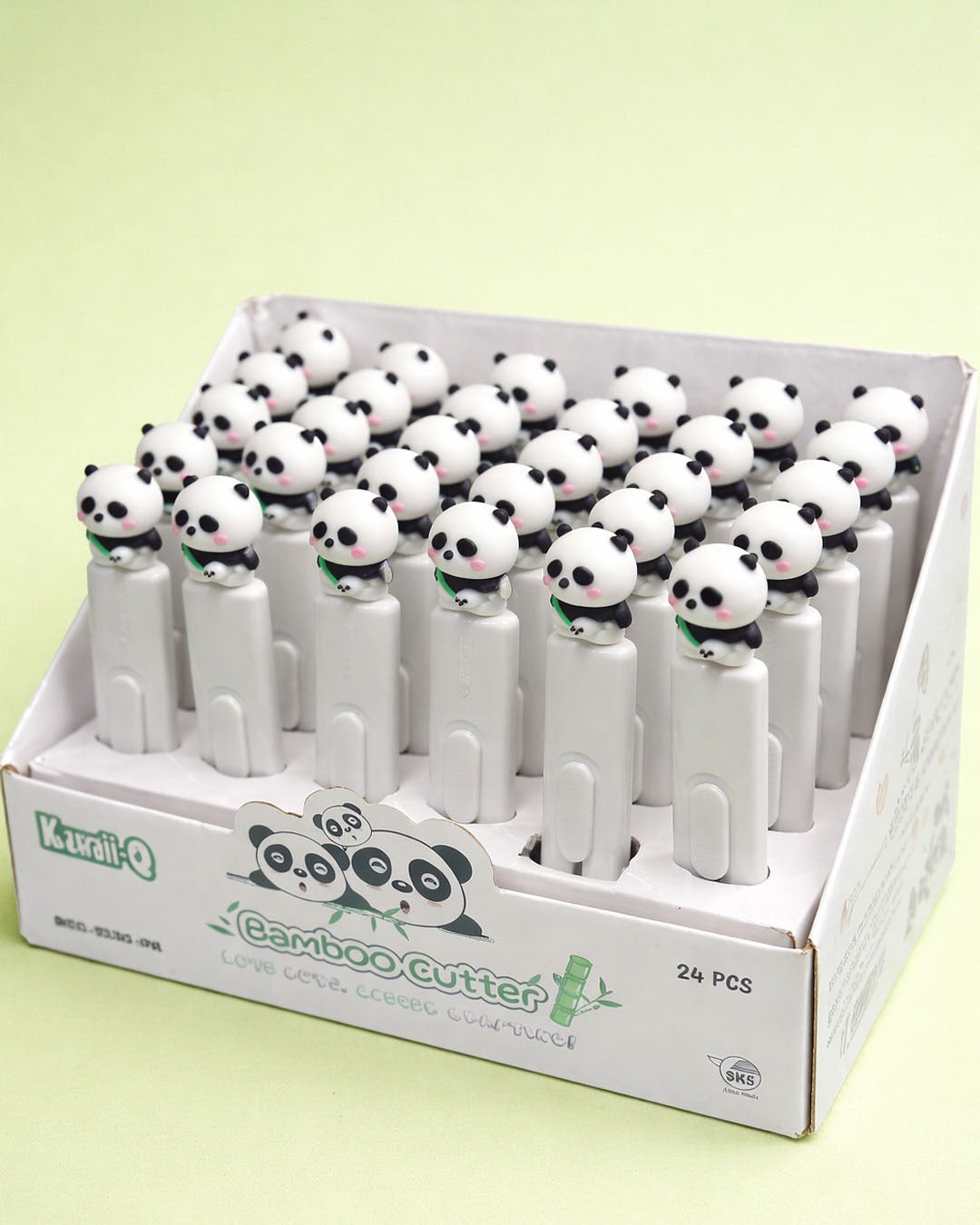 Panda bamboo cutters