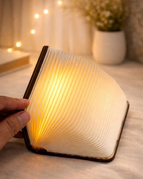 Kawaii book lamp
