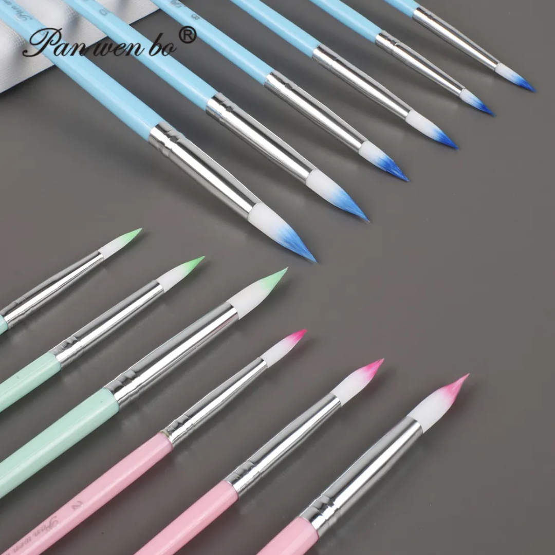 Synthetic paint brush