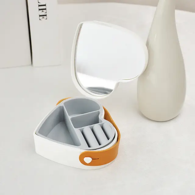 Mini heart jewellery organiser